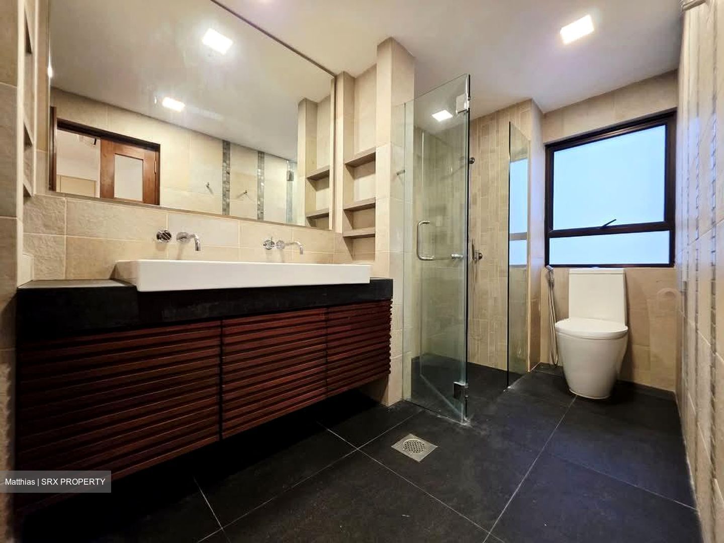 Balmoral Point (D10), Apartment #552720511